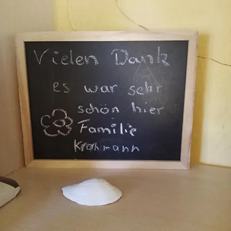 Gemuetliche, Ruhige Dachwohnung In Fuer Bis Zu 4 Personen