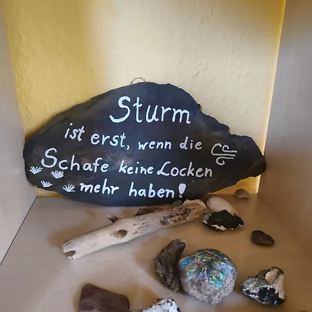 Gemuetliche, Ruhige Dachwohnung In Fuer Bis Zu 4 Personen