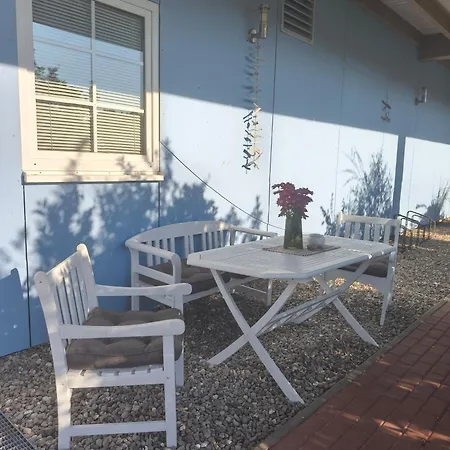 Gemuetliche, Ruhige Dachwohnung In Fuer Bis Zu 4 Personen