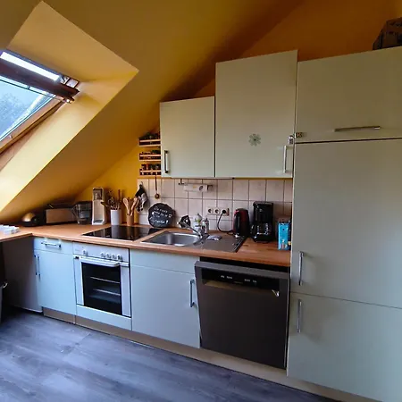 Gemuetliche, Ruhige Dachwohnung In Fuer Bis Zu 4 Personen * Lutow