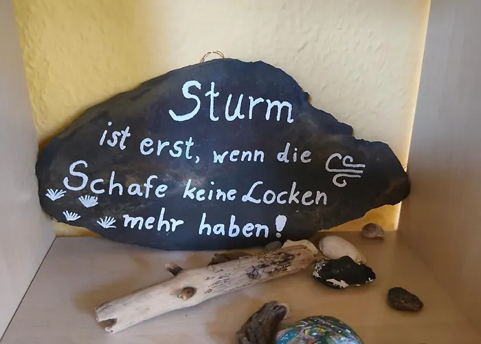 Gemuetliche, Ruhige Dachwohnung In Fuer Bis Zu 4 Personen