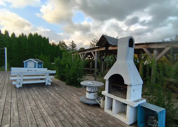 Gemuetliche, Ruhige Dachwohnung In Fuer Bis Zu 4 Personen דירה